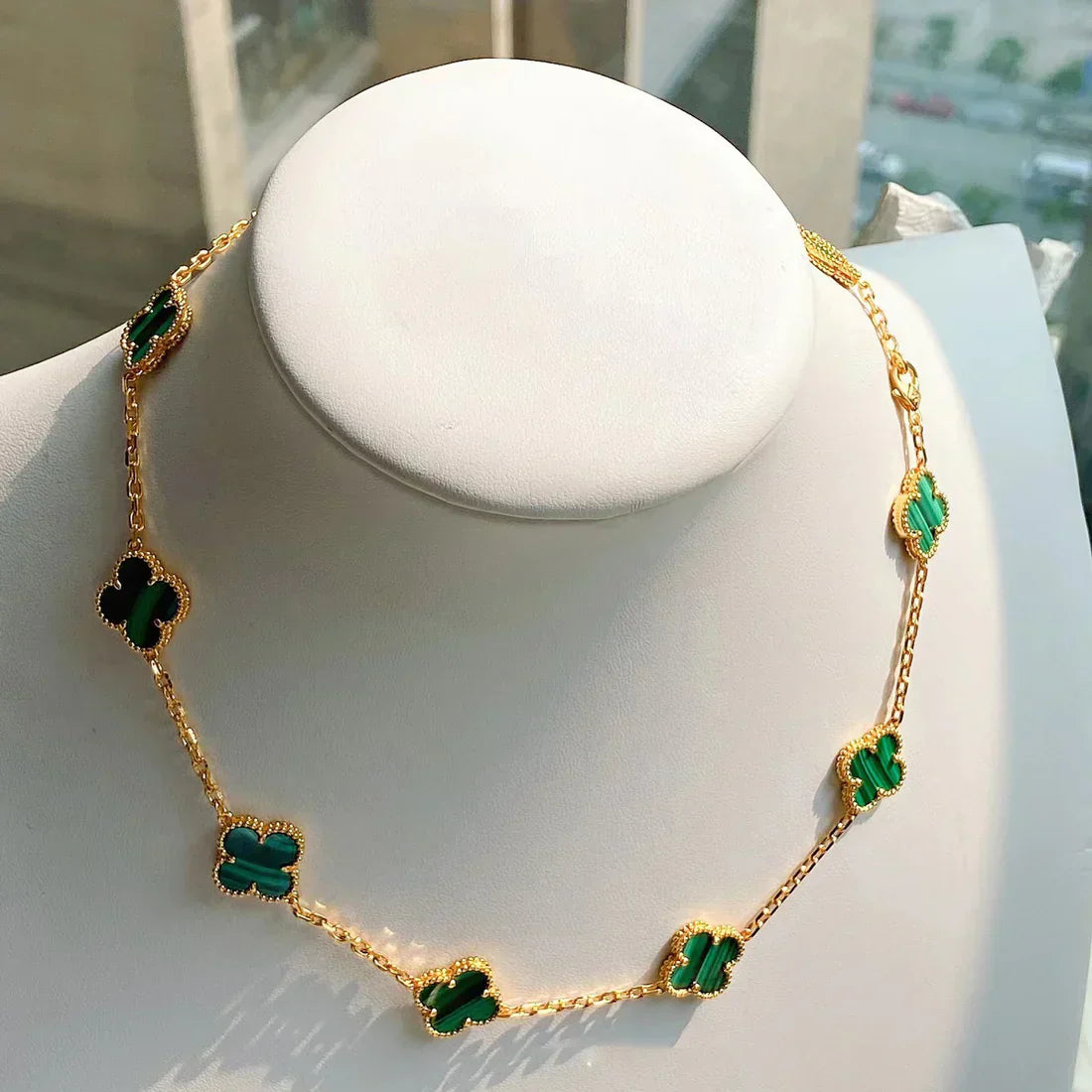 CLOVER | 10 Motieven Groene Ketting