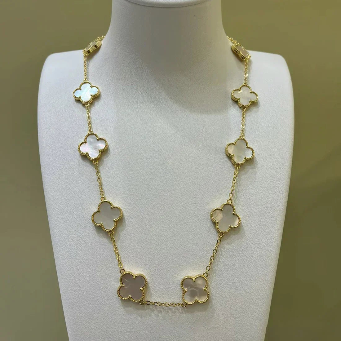 CLOVER | 10 Motieven Witte Ketting