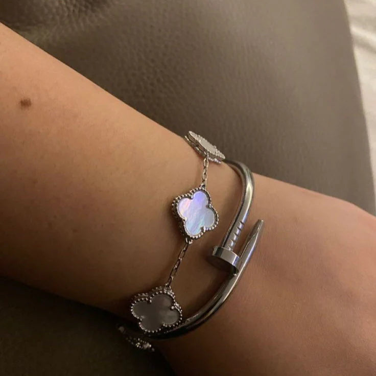 CLOVER | Witte Armband