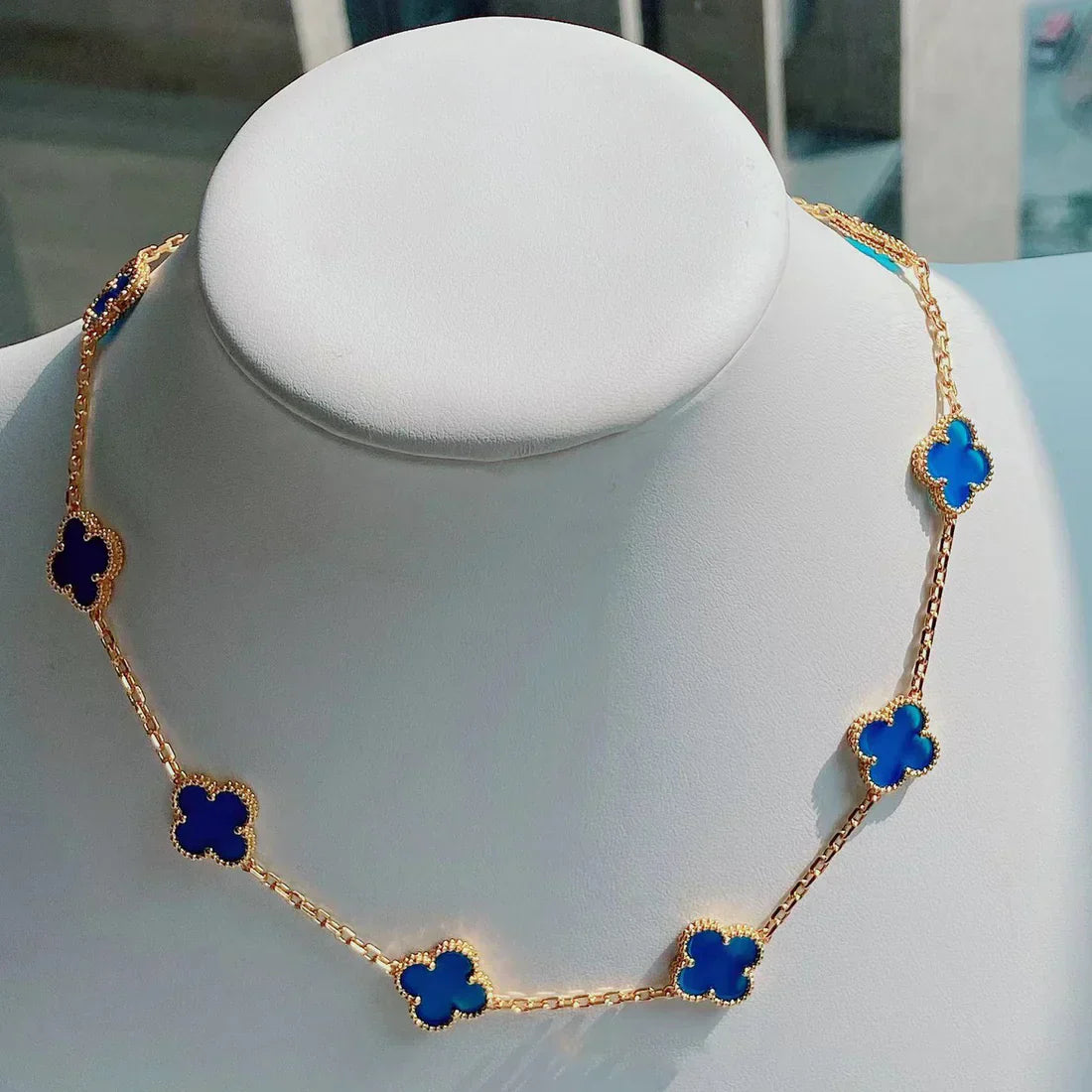 CLOVER | 10 Motieven Blauwe Ketting