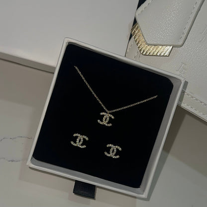 EXCLUSIVE | Leni Set Goud