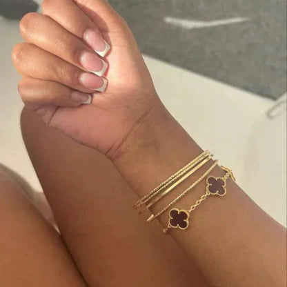 CLOVER | Zwart/Goud Armband