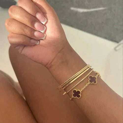 CLOVER | Zwart/Zilver Armband